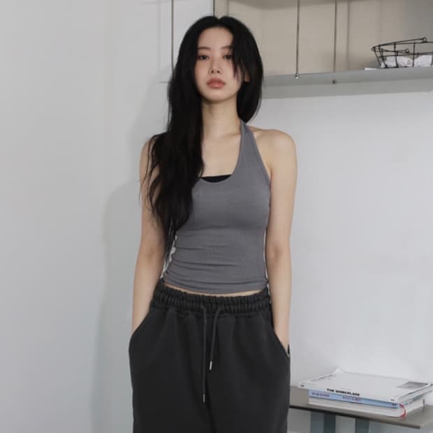 컬러인아이디 홀터넥