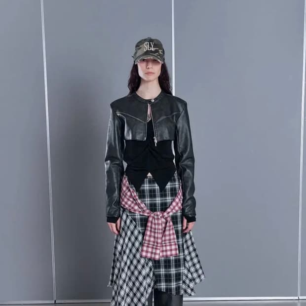 2000 Archives 아카이브스 볼레로 레더 크롭 자켓