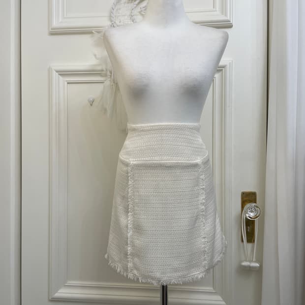 ivory tweed back lace-up mini skirt