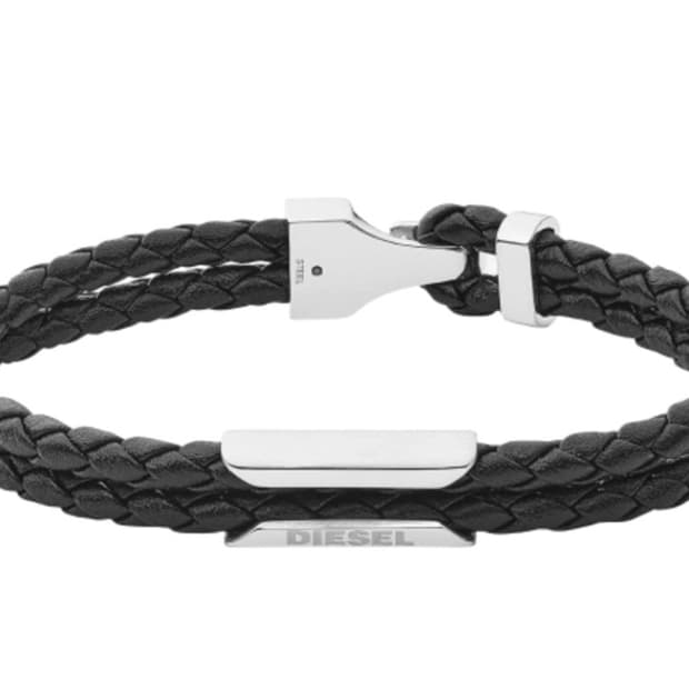 (새상품) 디젤 레더 스텍에이블 팔찌 블랙 DIESEL