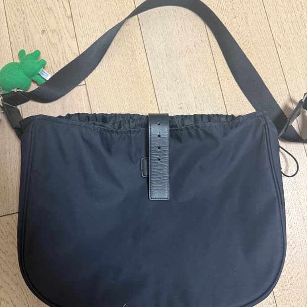 해칭룸 웨이비백 나일론