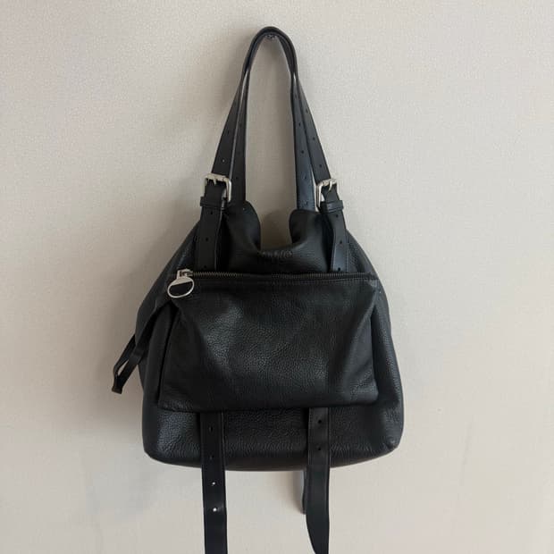 MM6 마르지엘라 레더 숄더백