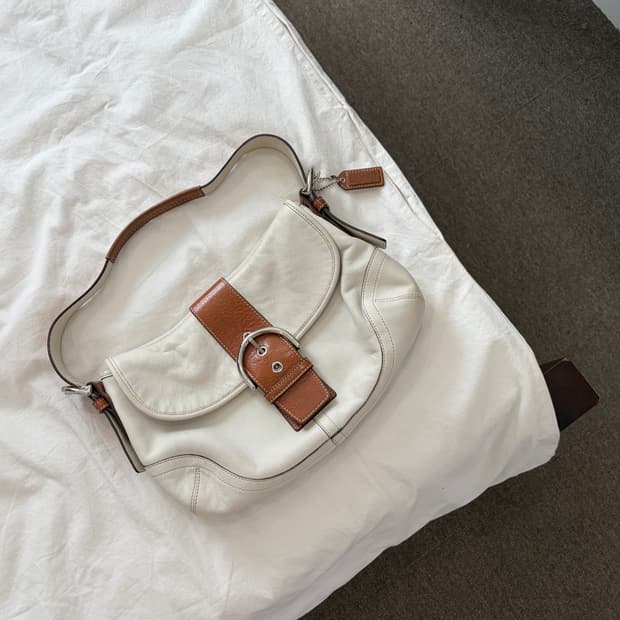 [Coach] 빈티지 소호백 화이트