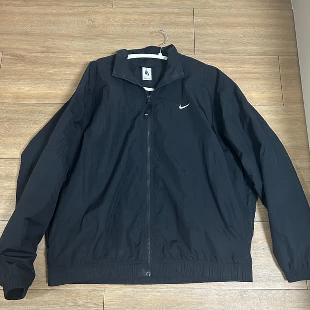 나이키 nrg 솔로 스우시 우븐 트랙자켓 L (초판)