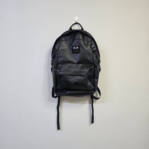 오클리 백팩 20L