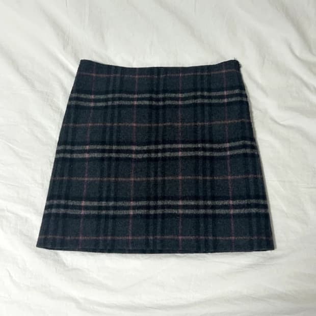 버버리 블루라벨 미니 스커트