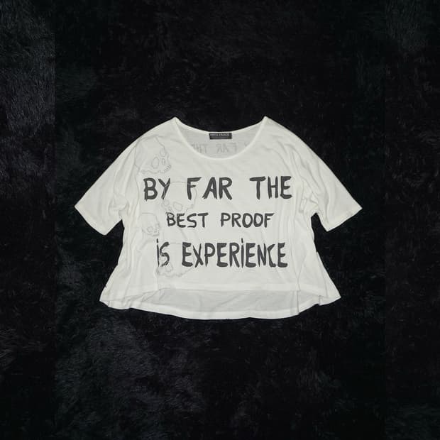 (knick knack) gothic graphic crop t 