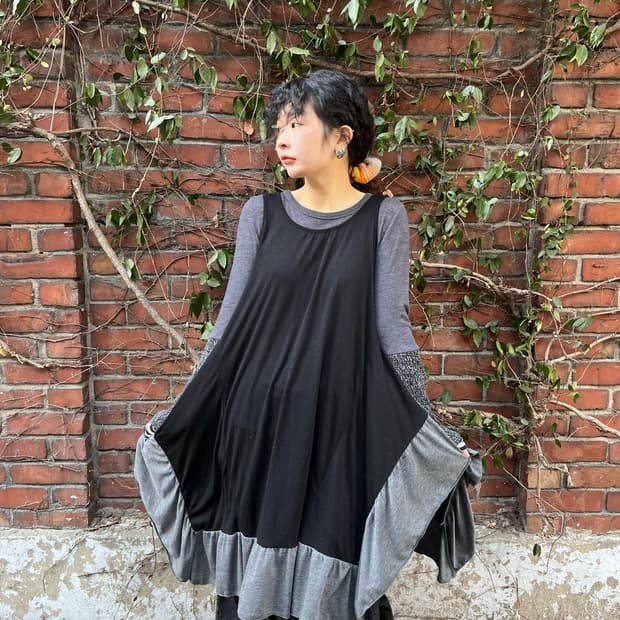 블랙 레이어드 미디 원피스