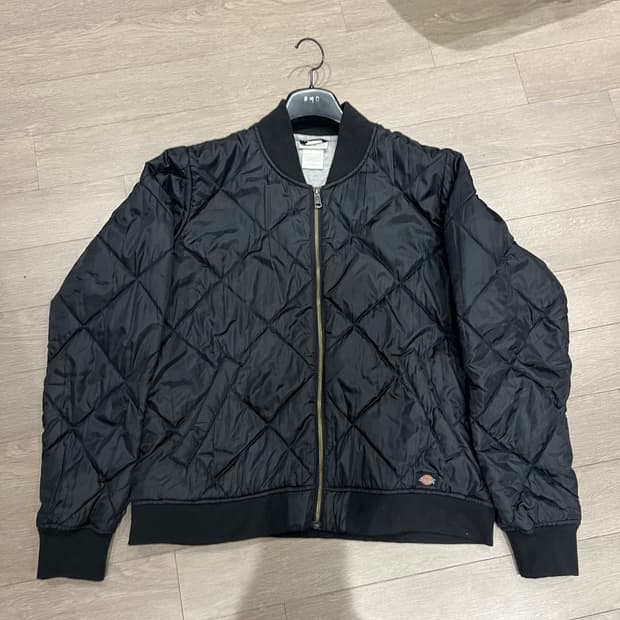 디키즈 경량패딩