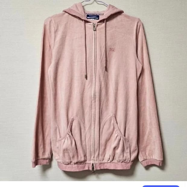 버버리 딸기우유 벨벳 후드집업 투웨이지퍼