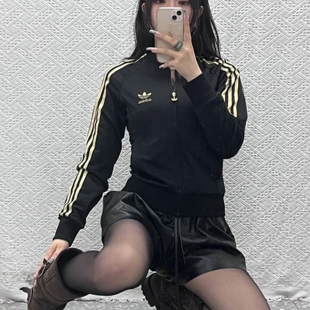 아디다스 메달리스트 스티치 트레포일 딱붙핏 져지 집업 90 C12578