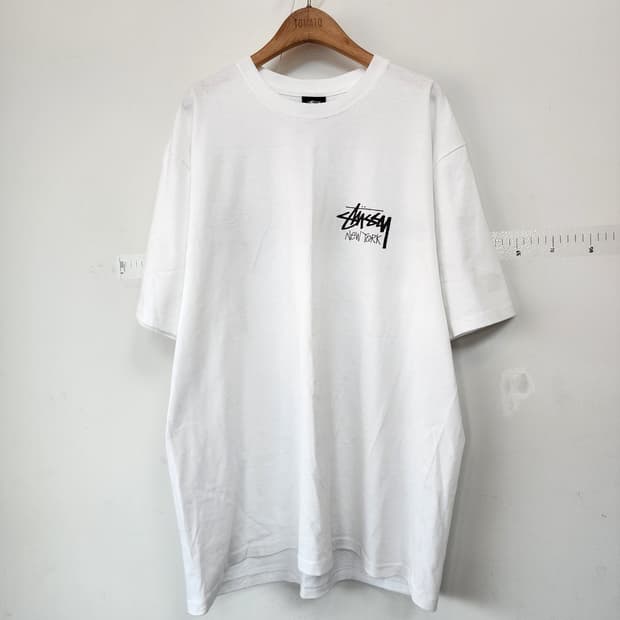 스투시 뉴욕 로고 반팔 티셔츠 화이트