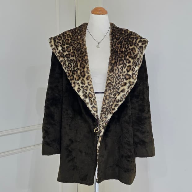 일본빈티지)레오파드 호피 오네갸루st 로맨틱 고딕 페이크퍼 카라 코트