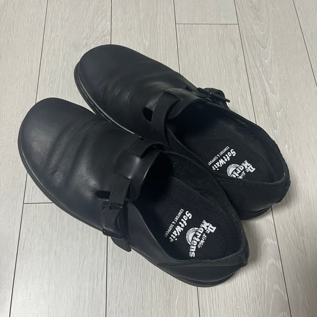 닥터마틴 패트리샤 270