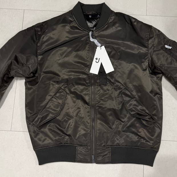 유니클로 질샌더 ma1 xl 그레이