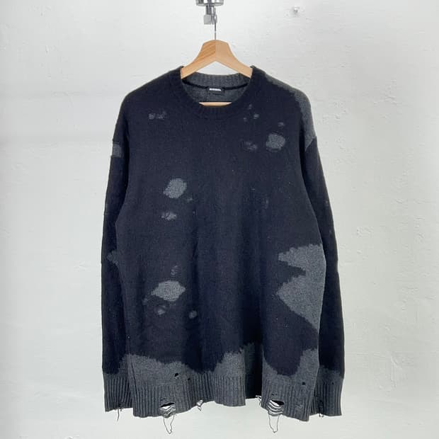 디젤 18aw 블랙 투페이스 그런지 울 블렌드 니트 스웨터