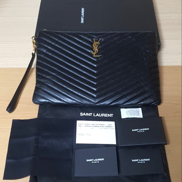 입생로랑 생로랑 뉴미듐 클러치/클러치백 정품S급(보증서O)