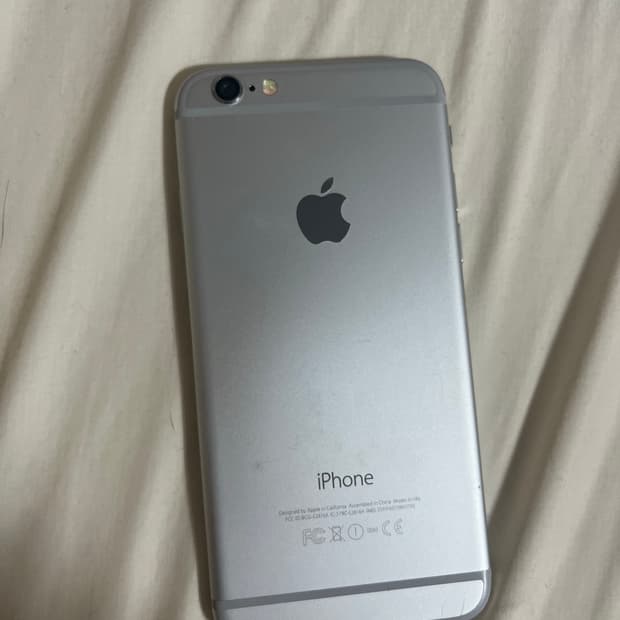 아이폰 6 실버 배터리 성능 100% 16기가 팝니다