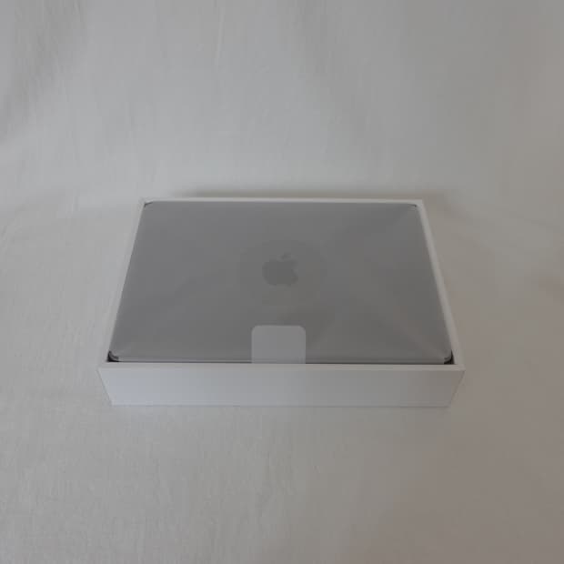 맥북 에어13 M2 8코어 256GB• 8GB (새제품급)