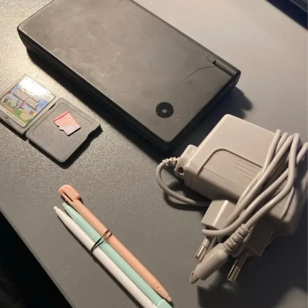 닌텐도 dsi + 게임팩 세트