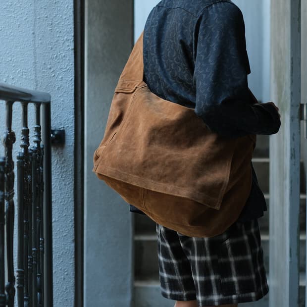 [OS] 세븐바이세븐 스웨이드 레더 숄더백