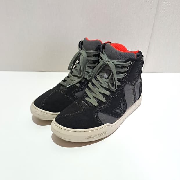 (택포) 다이네즈 메트로폴리스 255 B960