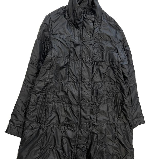 이세이미야케 경량패딩 코트