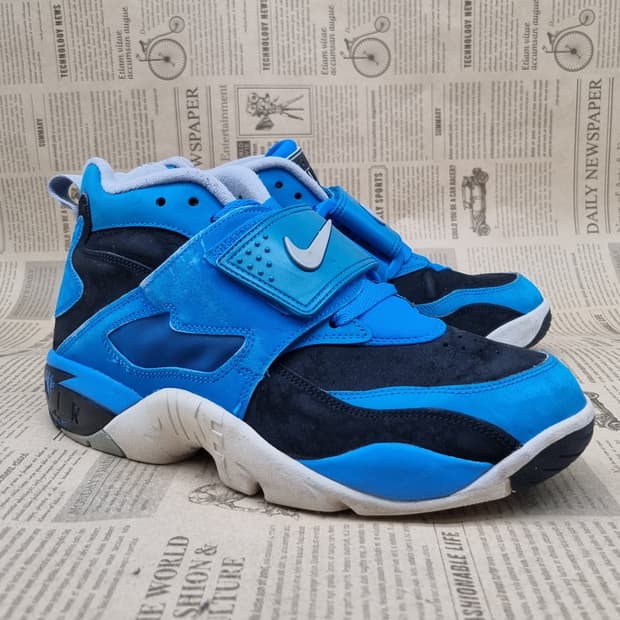 나이키 다이아몬드 터프운동화 270