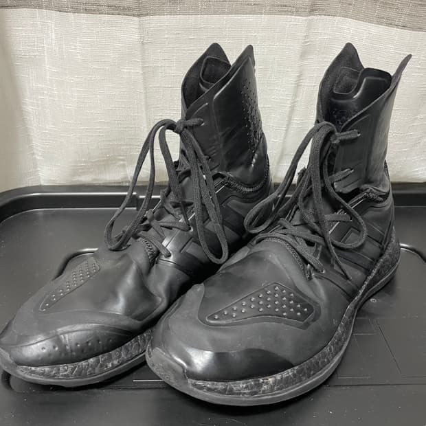 Y-3 요지야마모토 퓨어부스트 블랙 285 사이즈
