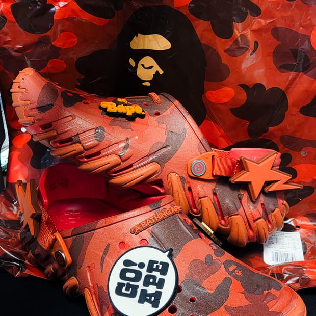 2026 베이프 크록스 레드 BAPE x Crocs Red 새상품