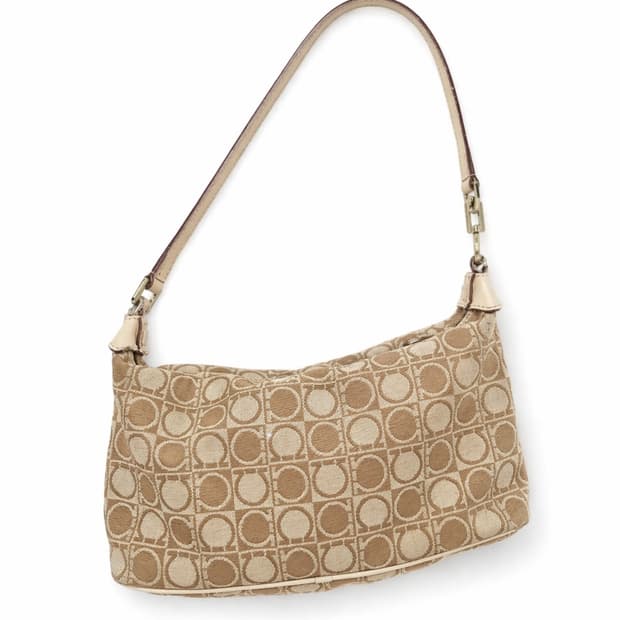 페라가모 간치니 호보백