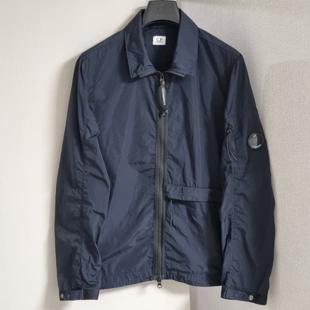 cp컴퍼니 크롬 바람막이