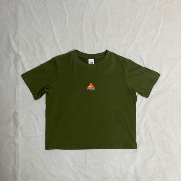 나이키 acg 반팔티