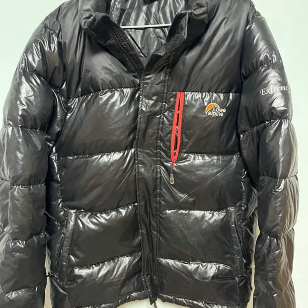 로웨알파인 패딩 블랙 Extreme +700