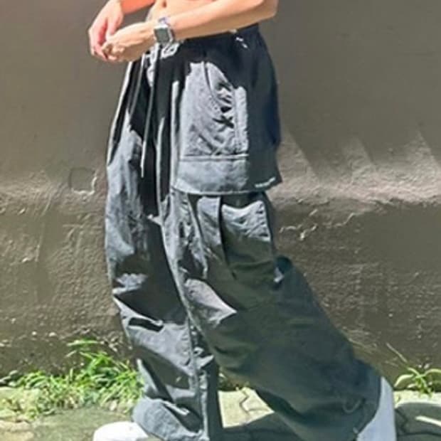 나일론 와이드 벌룬 팬츠 그레이