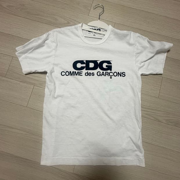 CDG 로고 티셔츠 화이트