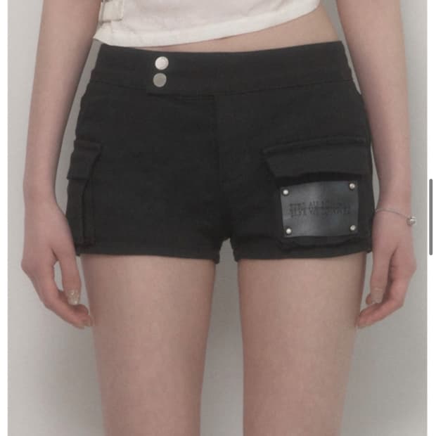 에트오소메 레더 패치 카고 쇼츠 블랙 2사이즈