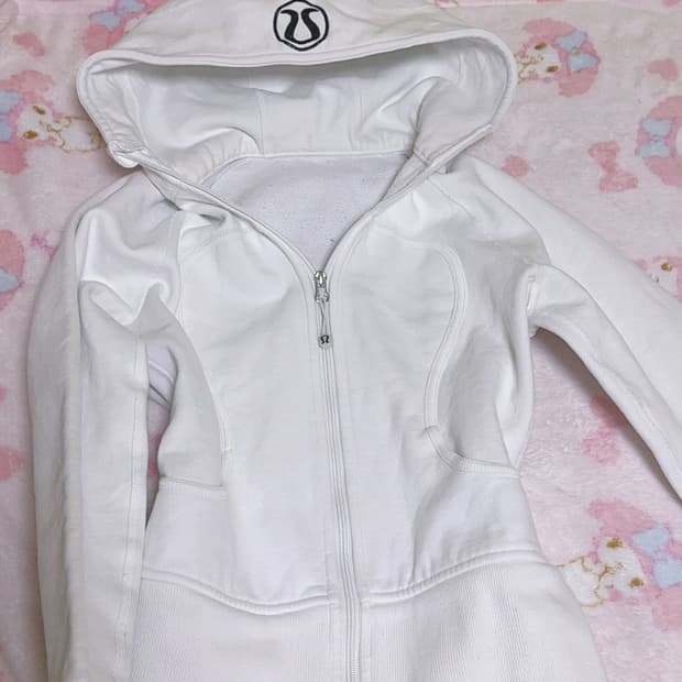 룰루레몬 스쿠바 슬림핏 후드집업 화이트