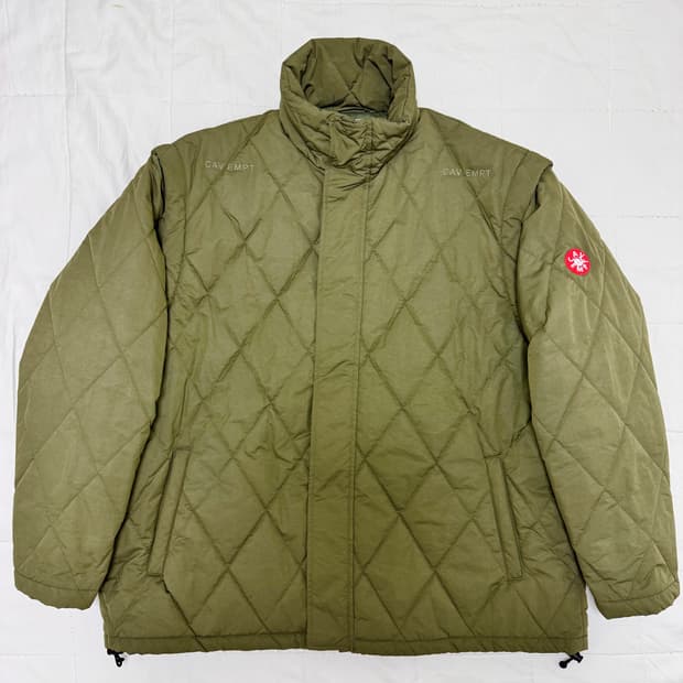 (L)카브엠트 디테치 슬리브 퀼트 자켓 올리브