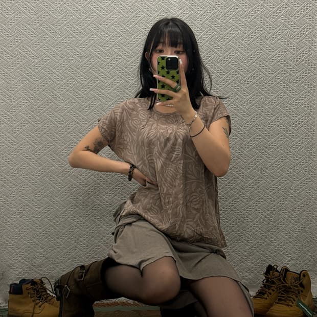 한땀 빈티지 에스닉 코지 페미닌 플라워 패턴 반팔티 K0338