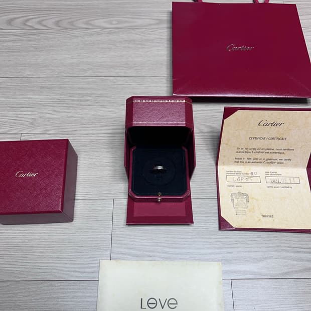 [51호] 까르띠에 러브링 스몰 화이트골드