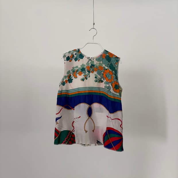 Scarf Printing Sleeveless