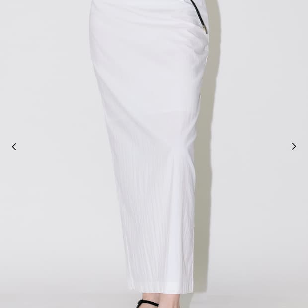 문트 크링클 세미 로우웨이스트 맥시 스커트