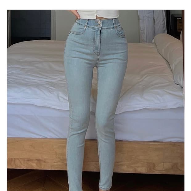 카인다미 골반볼륨업 투버튼 하이웨이스트 연청 스키니_골반뽕 청바지 xs