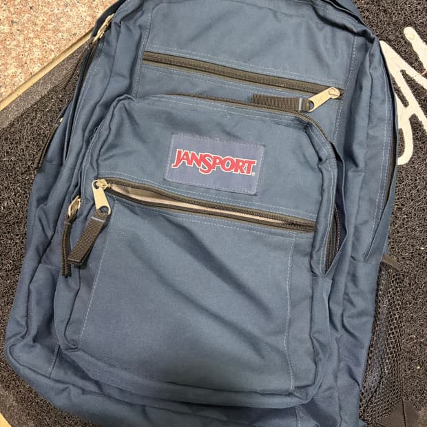 잔스포츠 빅스튜던트 네이비