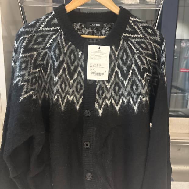 알리스 노르딕 니트 가디건