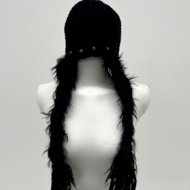 Begbegbeg 백백백 플러피 이어 비니