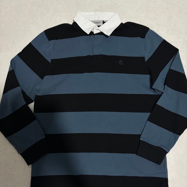 칼하트 스트라이프 럭비티 새상품급 95