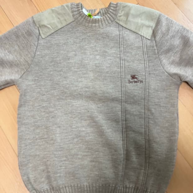버버리 코만도 니트