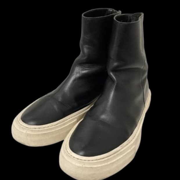 어태치먼트 하이탑 스니커즈